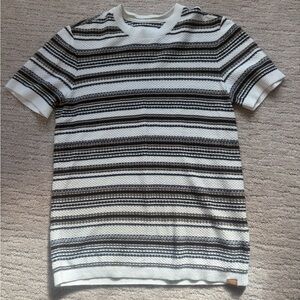 Abercrombie kids knit tshirt. Navy blue/tan/white.